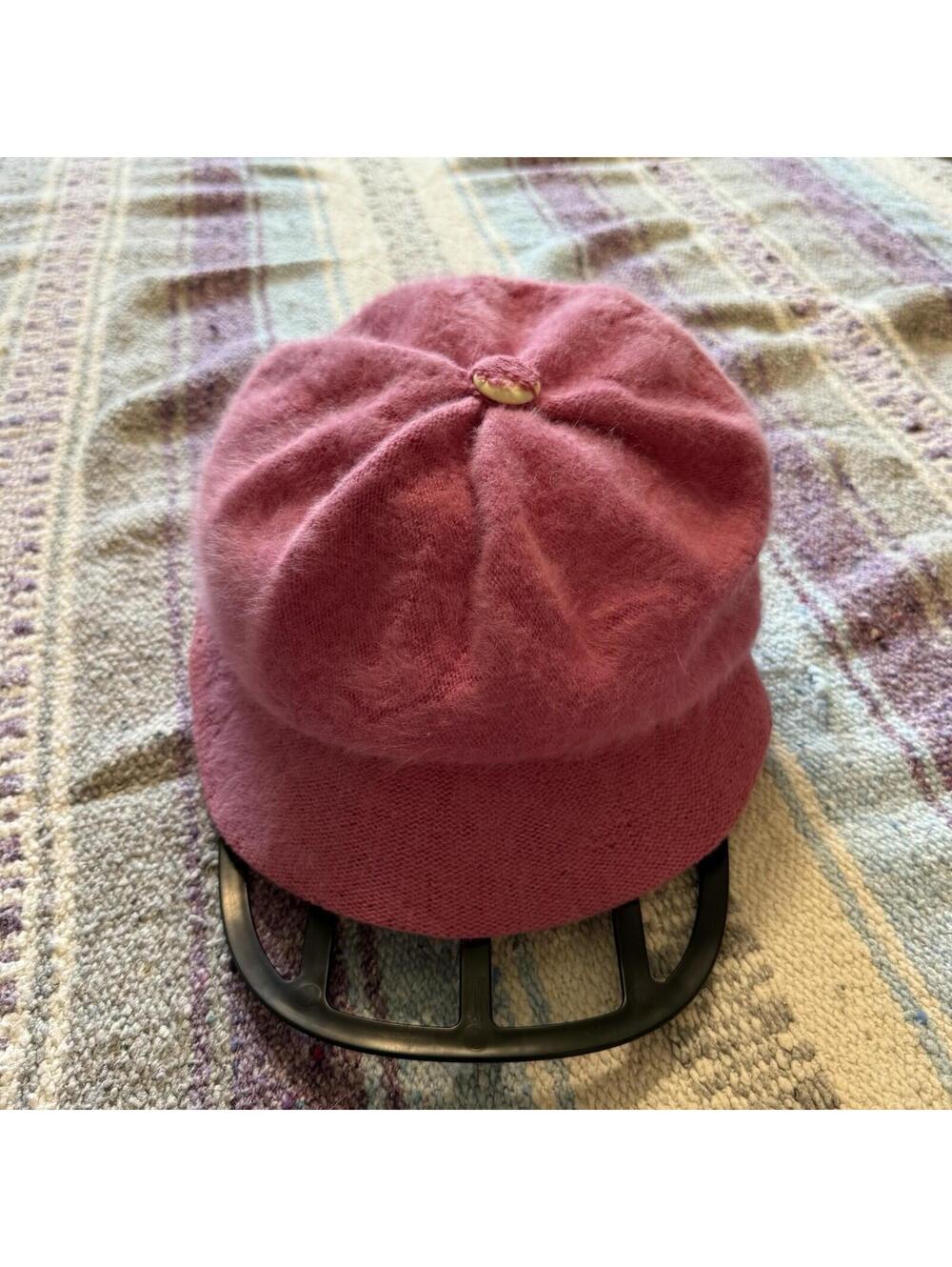 Vintage 70's Funky Retro Pink Angora Rabbit Fur Italian Newsboy Cabbie Hat OSFM